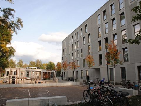 Außenansicht der Gemeinschaftsunterkunft Kiefholzstraße