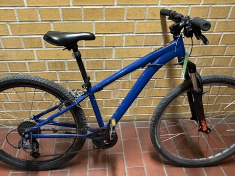 Blaues Kinderfahrrad