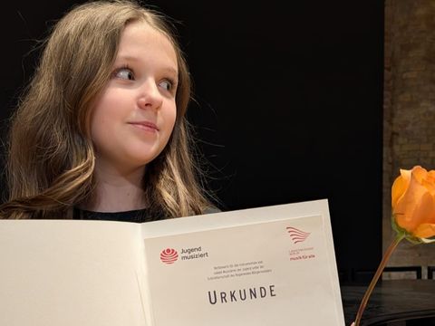 Mit 23 Punkten hat sich Ruby im Landeswettbewerb „Jugend musiziert“ einen 1. Preis erspielt
