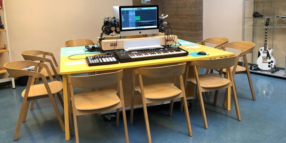 Die Musikabteilung in der Heinrich-Schulz-Bibliothek.