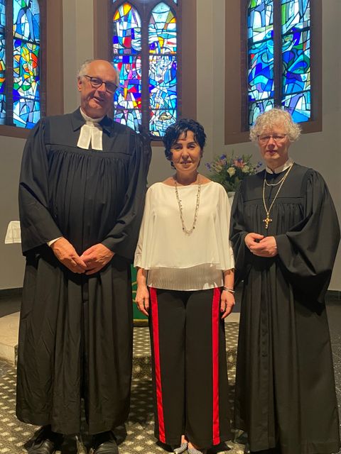 Pastor Christoph Anders und Äbtissin Dr. Ilsabe Alpermann mit Bezirksbürgermeisterin Emine Demirbüken-Wegner (Mi.) (Bild: BA Rdf)