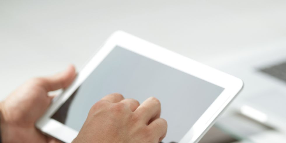 Tablet in Benutzung