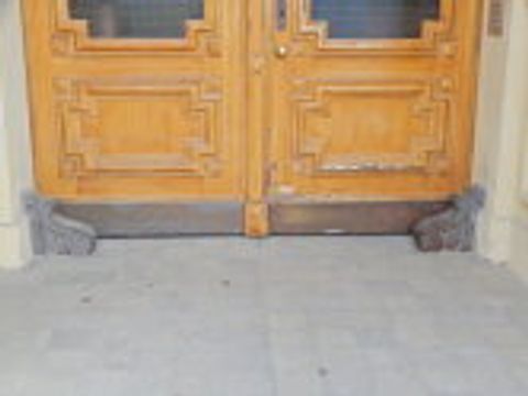 Radabweiser, Senefelder Platz (Bild: Landesdenkmalamt Berlin, Christina Czymay)