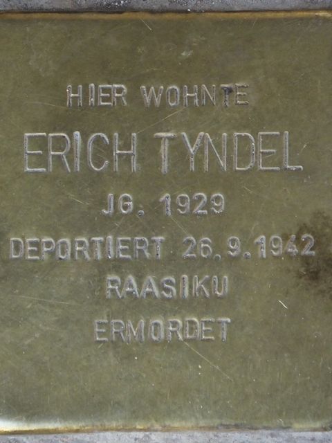 Stolperstein Erich Tyndel, Foto:H.-J. Hupka, 2013