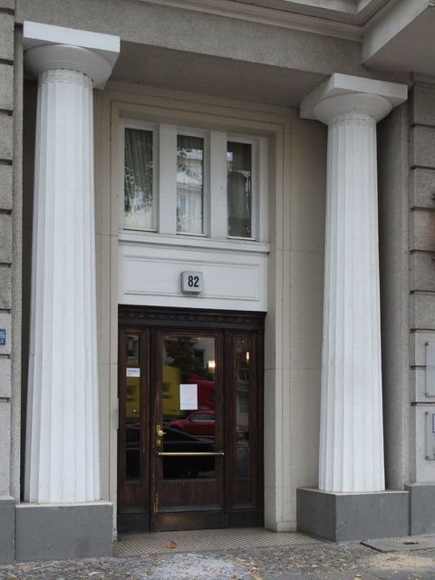 Hausansicht Kaiserdamm 82 (Bild: Stolpersteine-Initiative CW, Hupka)