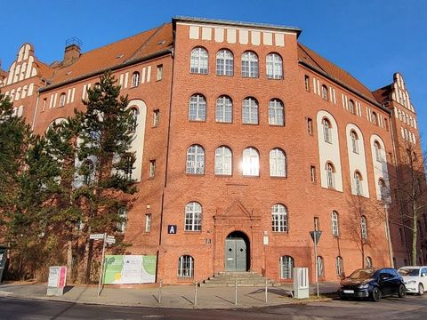 12. Schule (Gymnasium)