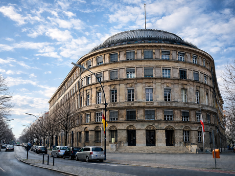 Frontansicht Nordsternhaus im Winter
