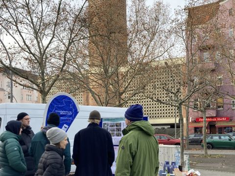 Lebendiger Weihnachtsmarkt