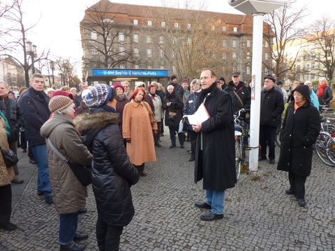 Start am Sophie-Charlotte-Platz, 10.12.2011, Foto: KHMM