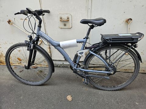 Grau-Blaues E-Bike