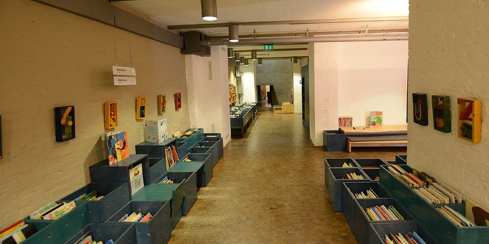 Kinderbibliothek Gang