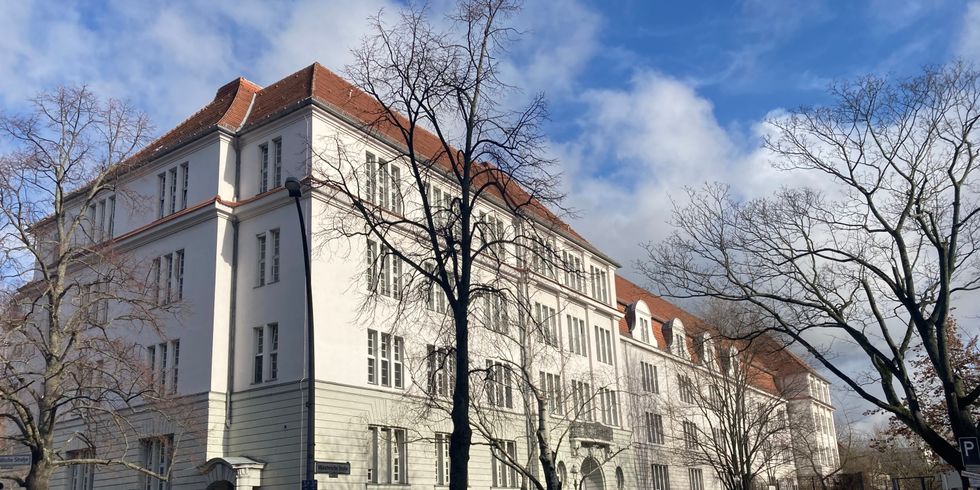 Die Katharina-Heinroth-Grundschule.