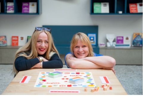 Foto von Anne & Doreen, die das „Das JoDeL“ entwickelt haben