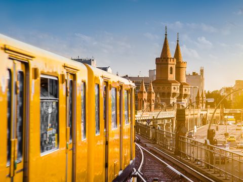 U-Bahn auf der Oberbaumbrücke