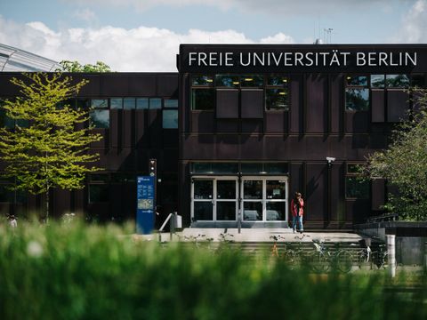 Freie Universität Berlin (Bild: Wirtschaftsförderung Steglitz-Zehlendorf, Foto: Steven Ritzer)