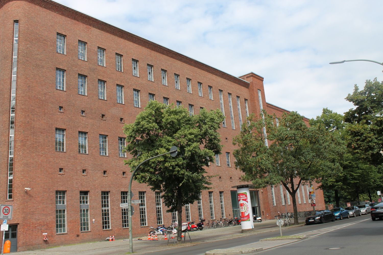 Abspannwerk Leibnitzstraße, MetaHaus, 10.08.2017