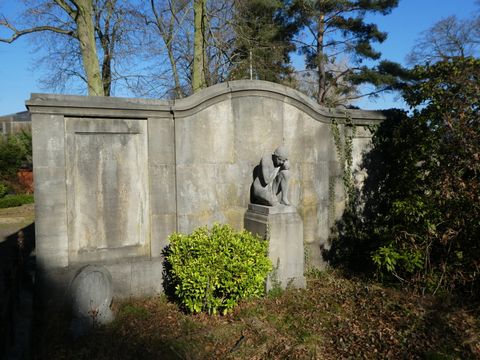 Grablege Otto Stahn 1930, Entwurf: Max Frick (Bild: Denkmalschutzbehörde Steglitz-Zehlendorf)