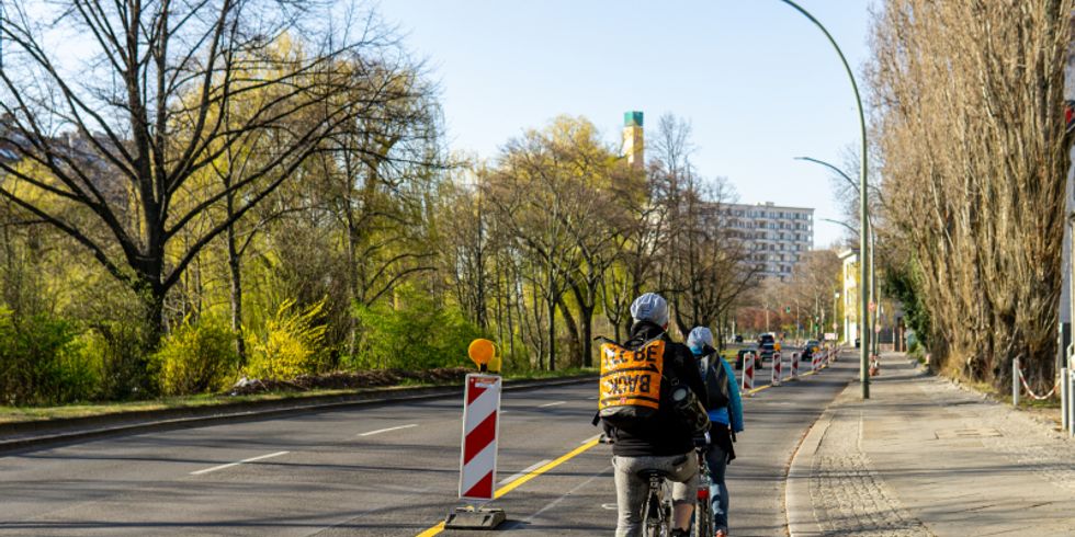 Temporärer Radfahrstreifen