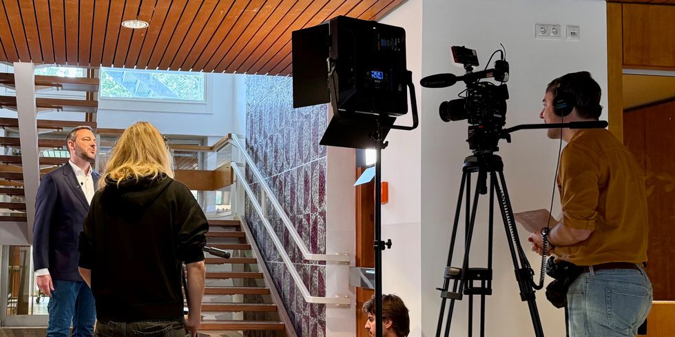 Filmdreh in einem Denkmal