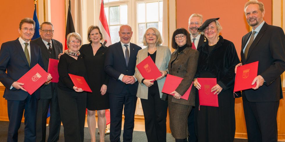 Kai Wegner ernennt acht neue Stadtälteste von Berlin