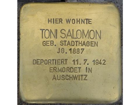 Stolperstein Toni Salomon (Bild: Stolpersteine-Initiative CW, Hupka)
