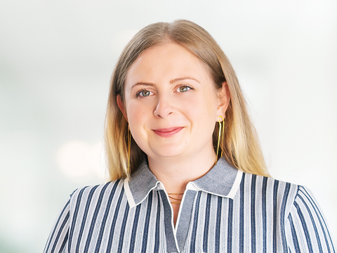 Porträt Sharon Mayer