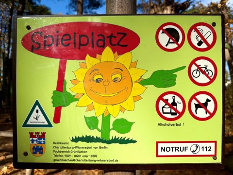 Spielplatzschild 