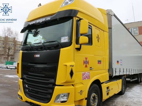 Sattelzug, der mithilfe einer Spende des Städtepartnerschaftsvereins erworben werden konnte