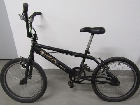 Schwarzes Fahrrad