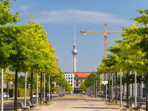 Otto-von-Bismarck-Allee, Berlin