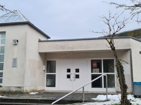 Kurt-Weiß-Sporthalle
