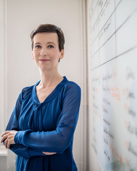 Potrait einer Frau mittleren Alters in Businesskleidung