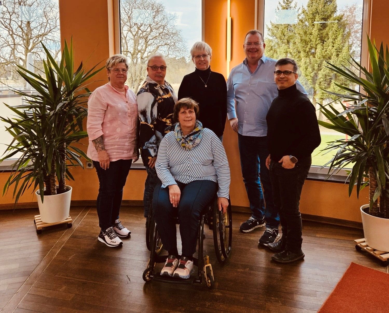 vorne Frau Mundin, von hinten links: Frau Löschke, Herr Koch, Frau Lemke (Hauptvertrauensperson), Herr Hutchison, Herr Morittu