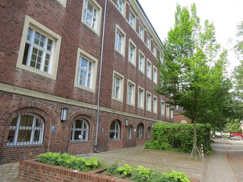 Victor-Gollanc-Volkshochschule in Steglitz-Zehlendorf