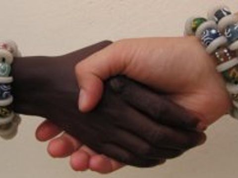 Krobodan Beads - Handschlag