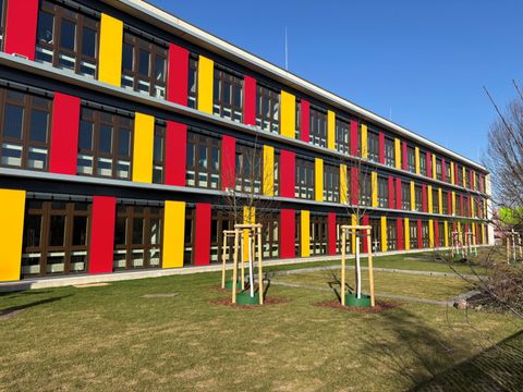 Fassade Hans-Carossa-Gymnasium