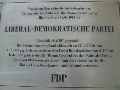 Gedenktafel am Haus Bayerische Str. 5, 9.2.2008, Foto: KHMM