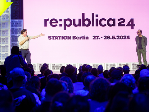 Abschlussveranstaltung der re:publica 23 mit Markus Beckedahl, Johnny Haeusler, Tanja Haeusler, Andreas Gebhard