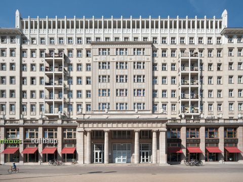 Karl-Marx-Allee I. BA, Block C-Nord (Bild: Landesdenkmalamt Berlin, Wolfgang Bittner)