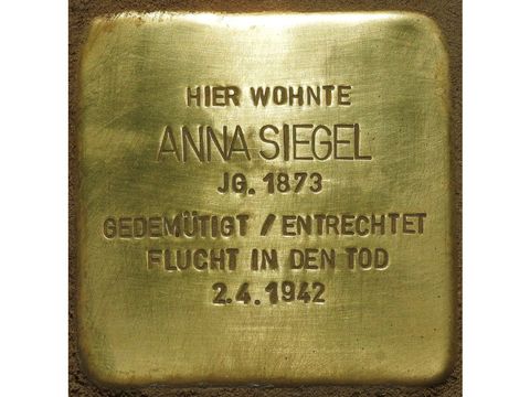 Stolperstein Anna Siegel (Bild: Stolpersteine-Initiative CW, Hupka)