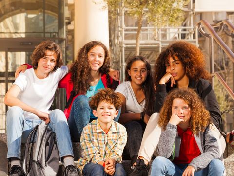Gruppe von Kids und Teens