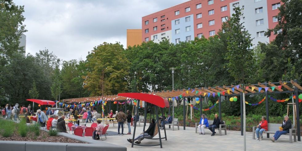 Einweihung Vorplatz des Bruno-Baum-Grünzugs - Promenade