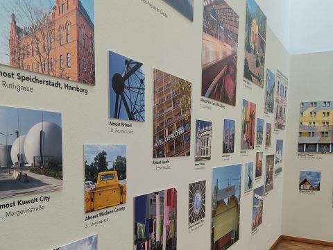 Ausstellung Almost