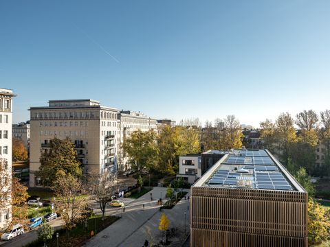 Solaranlage Bezirkszentralbibliothek Pablo Neruda