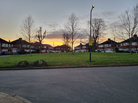 Die Straße Melrose Gardens, in der sich mein Zimmer befindet (Bild: Alexander Diener)
