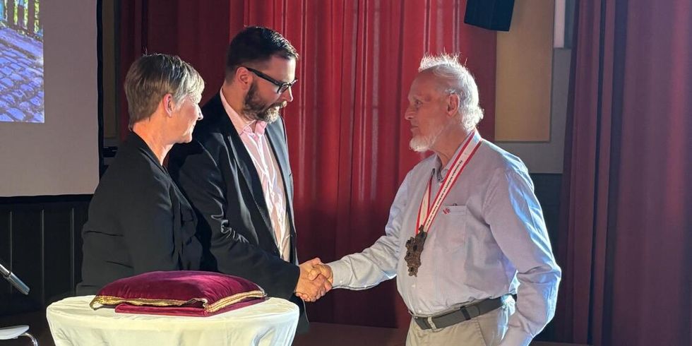 Verleihung Bezirksmedaille 2025 W. Heger