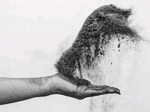 Auf Sand gebaut (Bild: © Alex Dos Santos)