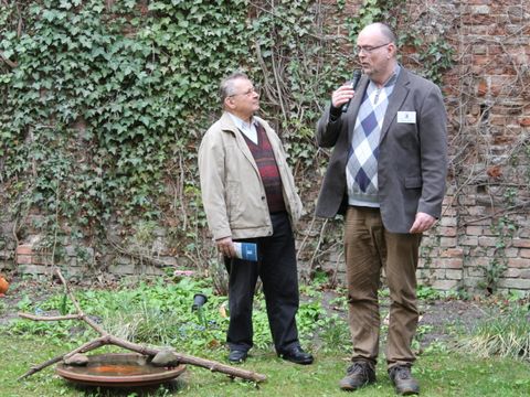 Herrn Theis, Leiter des Keramik-Museums (Bild: BA-CW, ML)