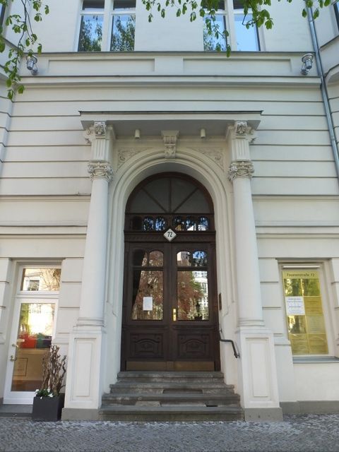 Hausansicht Fasanenstr. 72 (Bild: Stolpersteine-Initiative CW, Hupka)