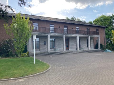 dienstvilla_reichsspDie ehemalige Dienstvilla des "Reichssportführers.